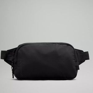 lululemon belt bag mini